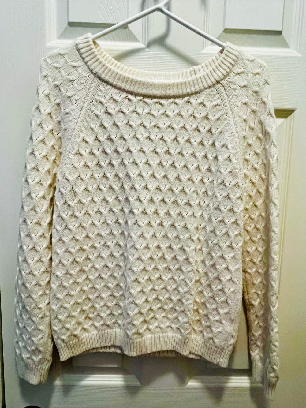 Old Navy Cream Cable Knit Crewneck Sweater